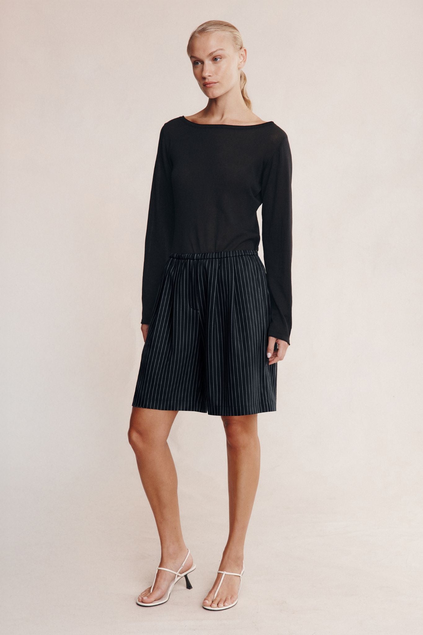 Marle Nara Shorts Black Pinstripe