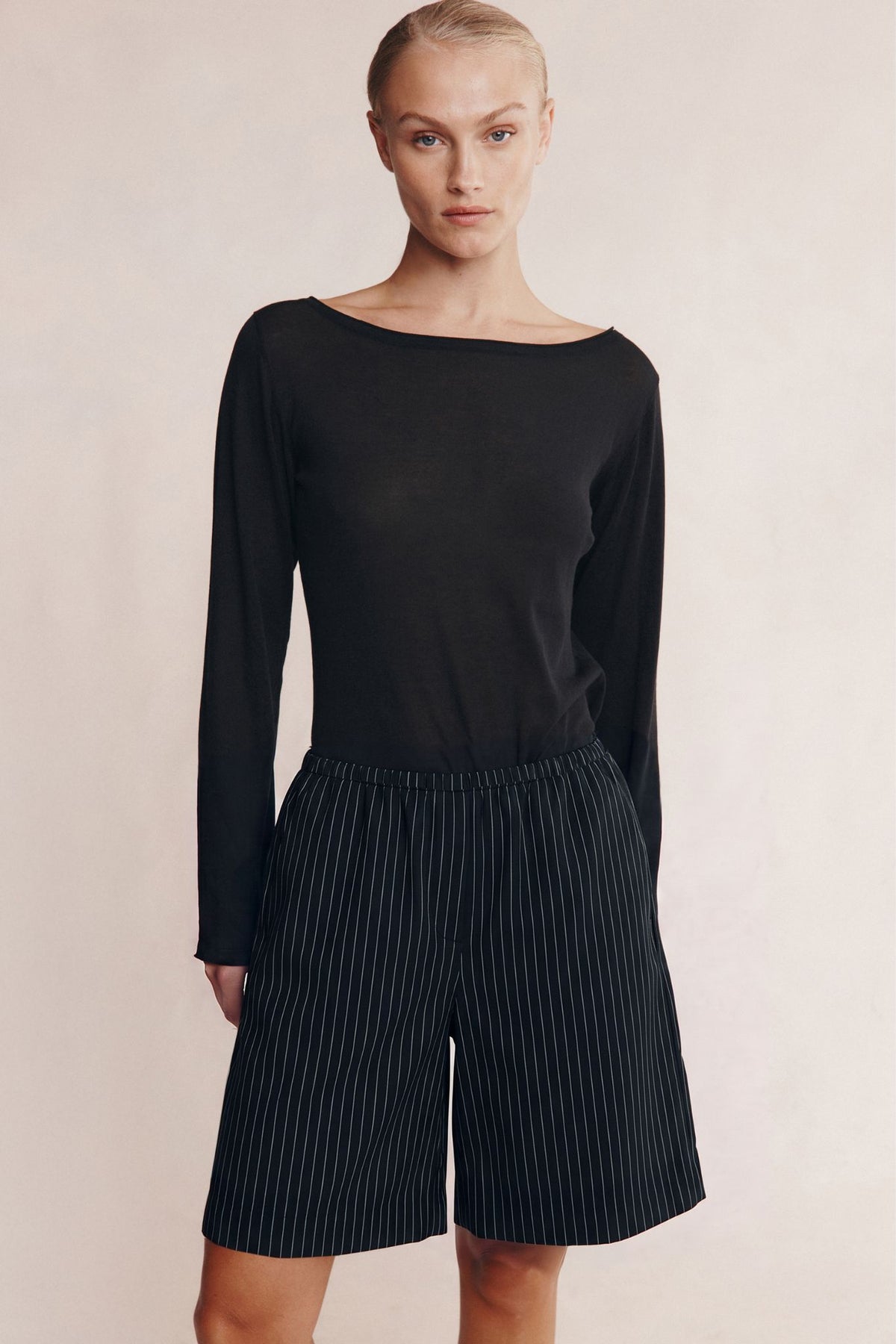Marle Nara Shorts Black Pinstripe