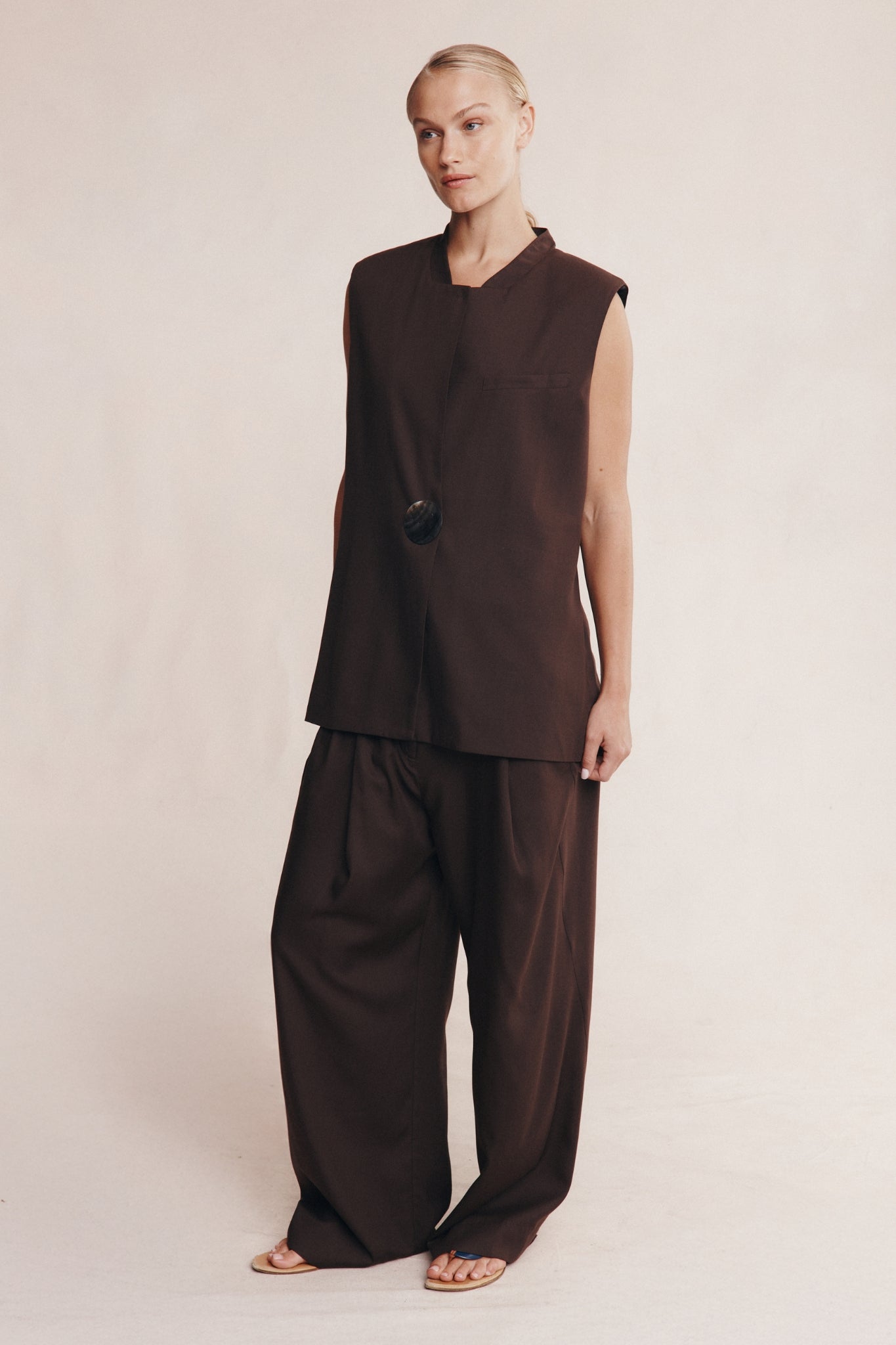 Marle Morrie Vest Chocolate
