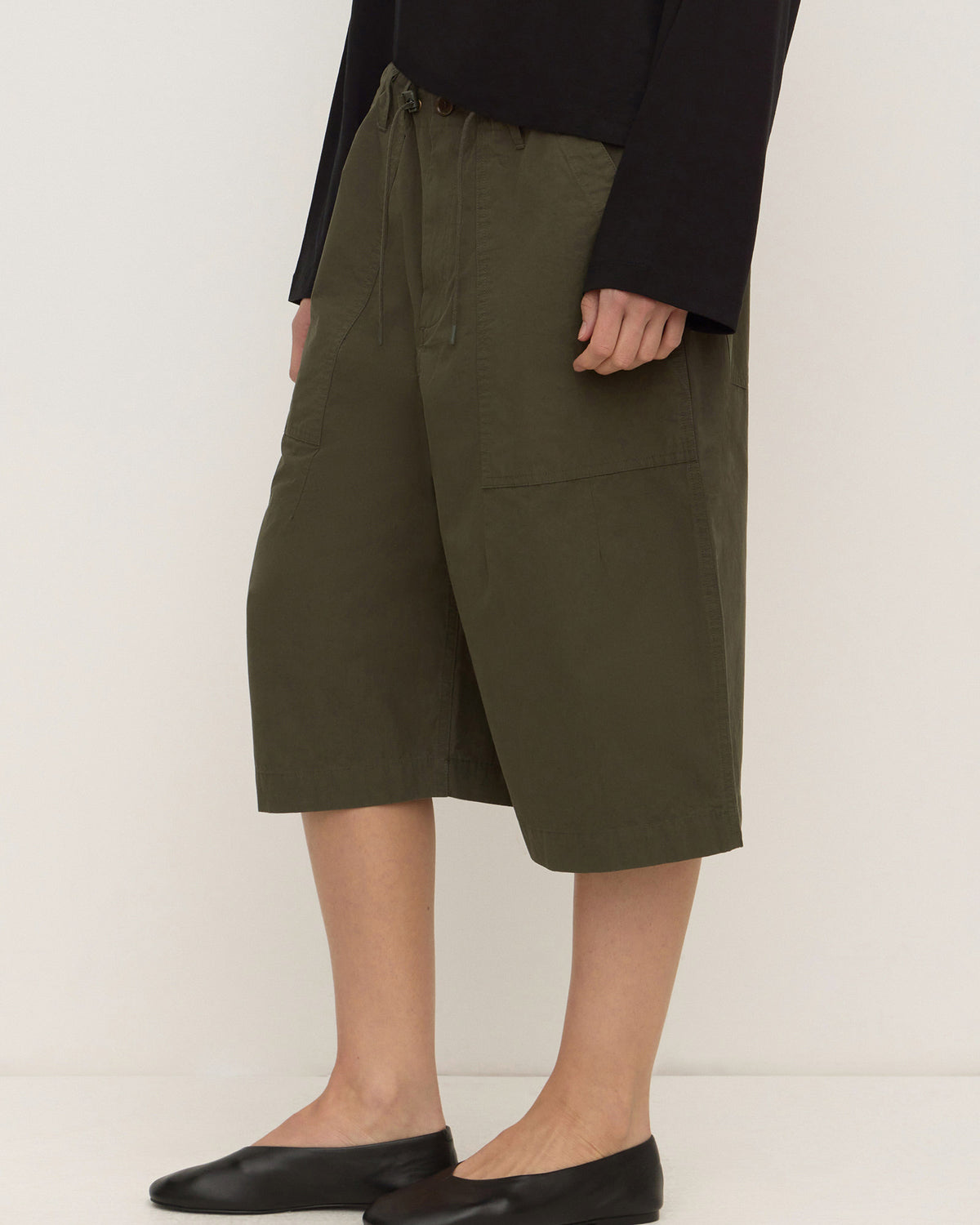 Assembly Label Gigi UtilityShort Military
