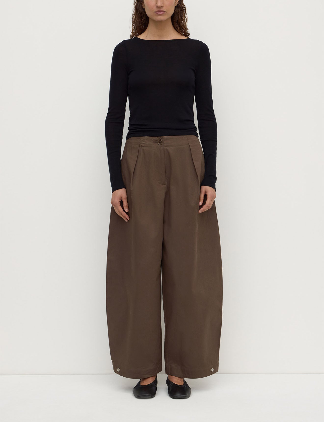 Assembly Label Jasmine Cotton Adjustable Barrel Pant Military
