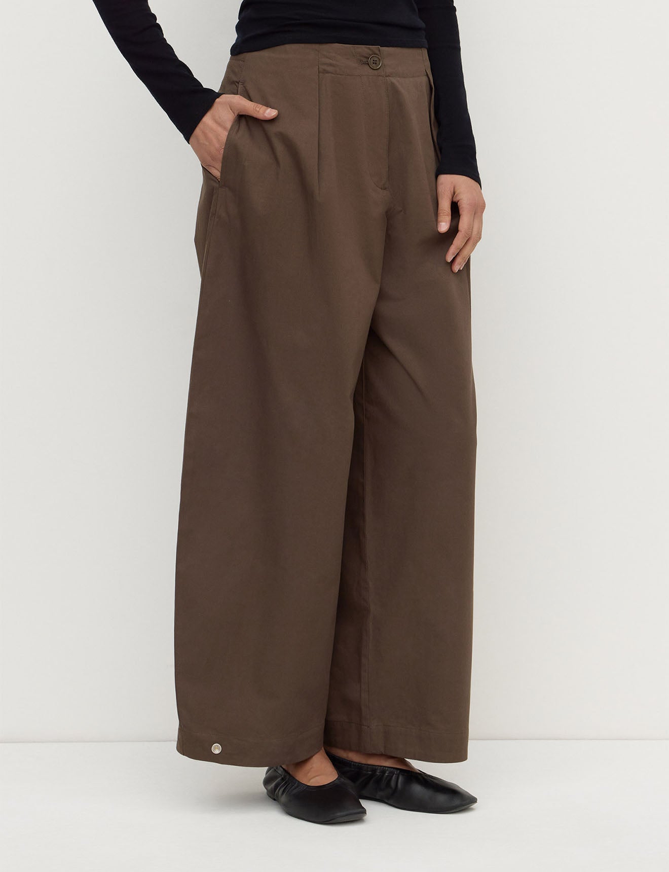 Assembly Label Jasmine Cotton Adjustable Barrel Pant Military