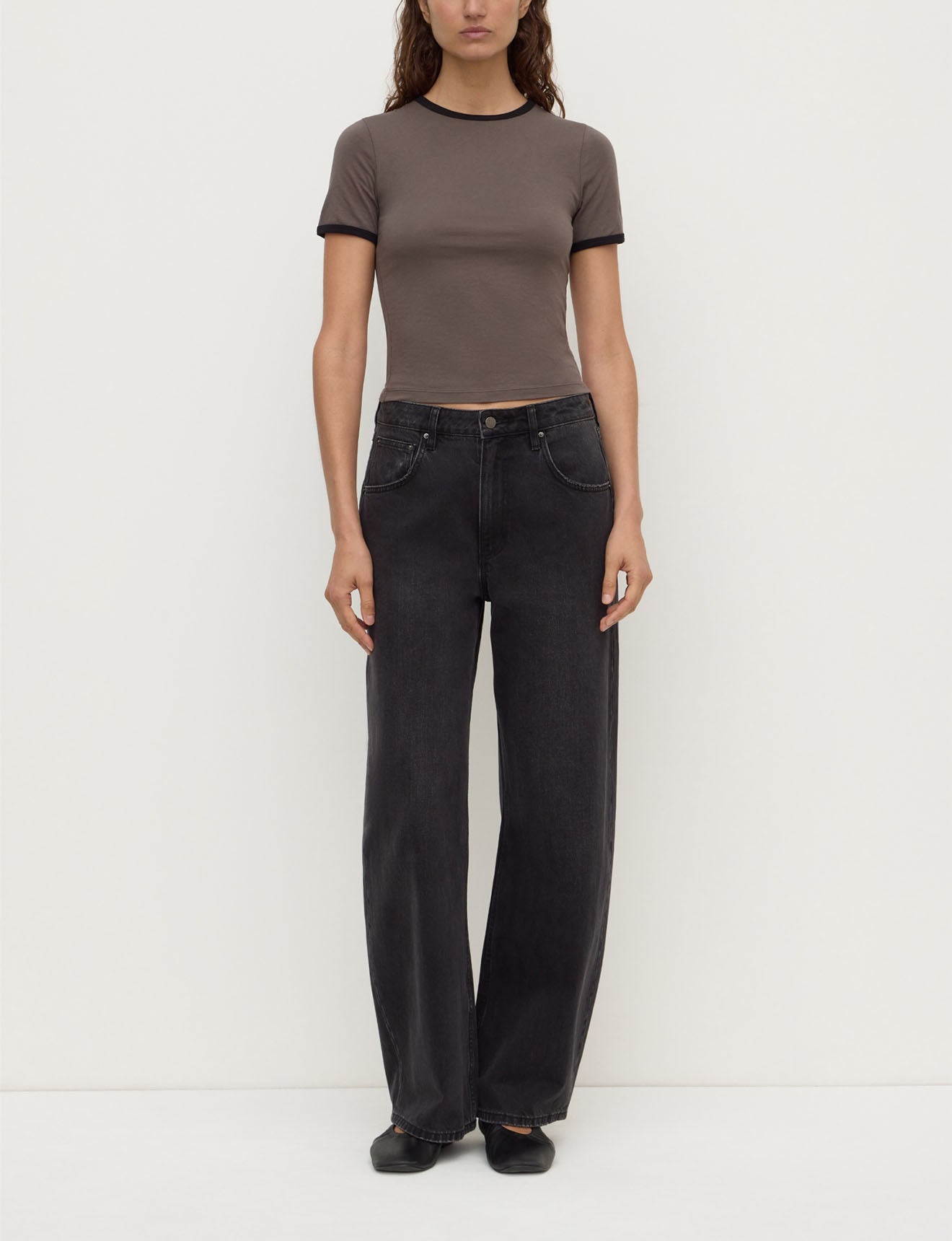 Assembly Label Kourt Contrast Bind Tee Bark Black