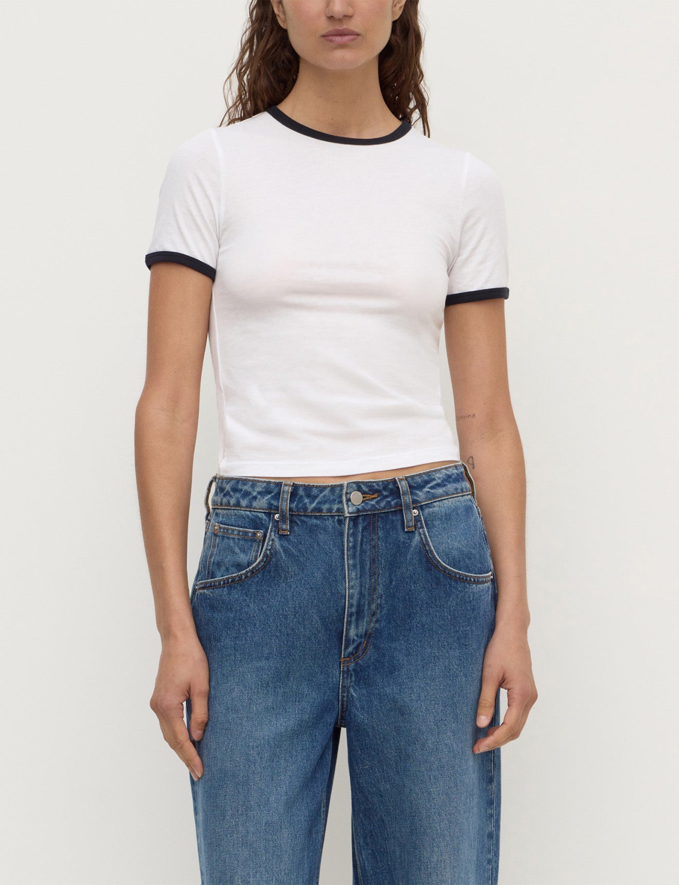 Assembly Label Kourt Contrast Bind Tee White Navy
