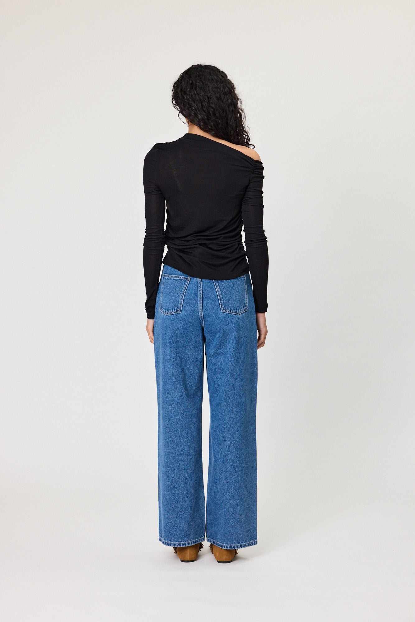 Remain Olivia Top Black