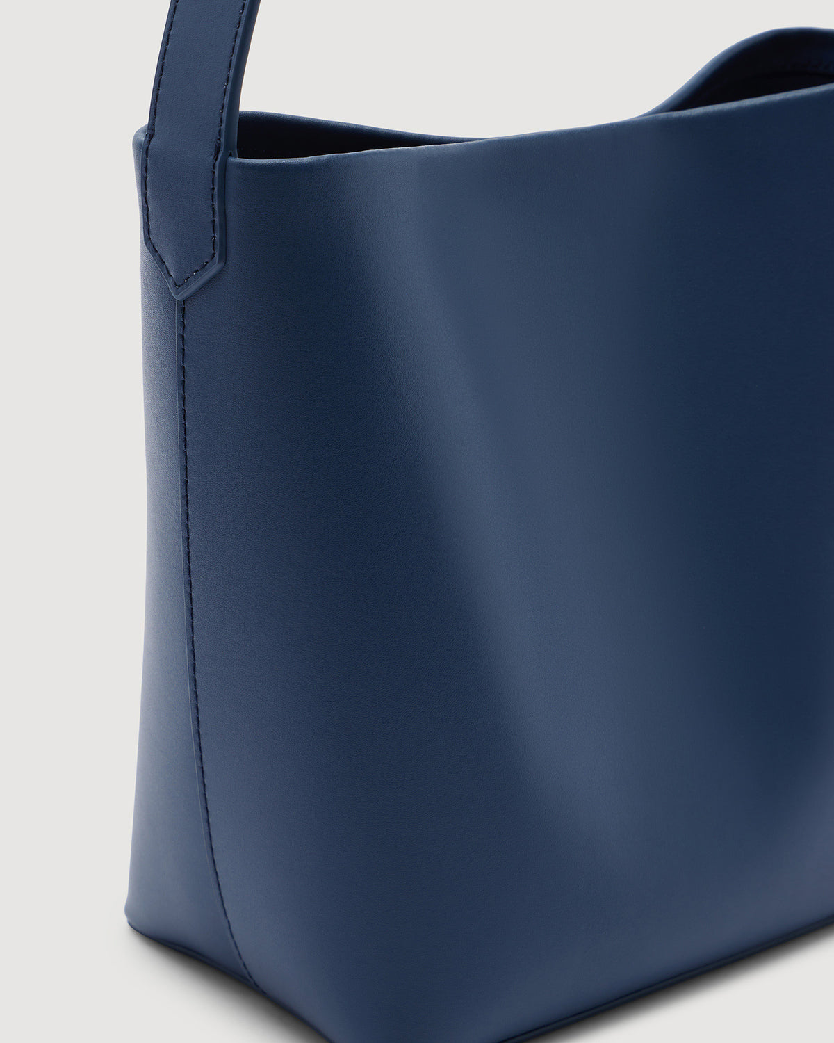 Assembly Label Nova Bucket Bag Imperial Blue