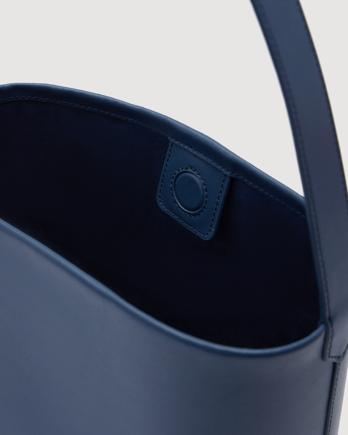 Assembly Label Nova Bucket Bag Imperial Blue