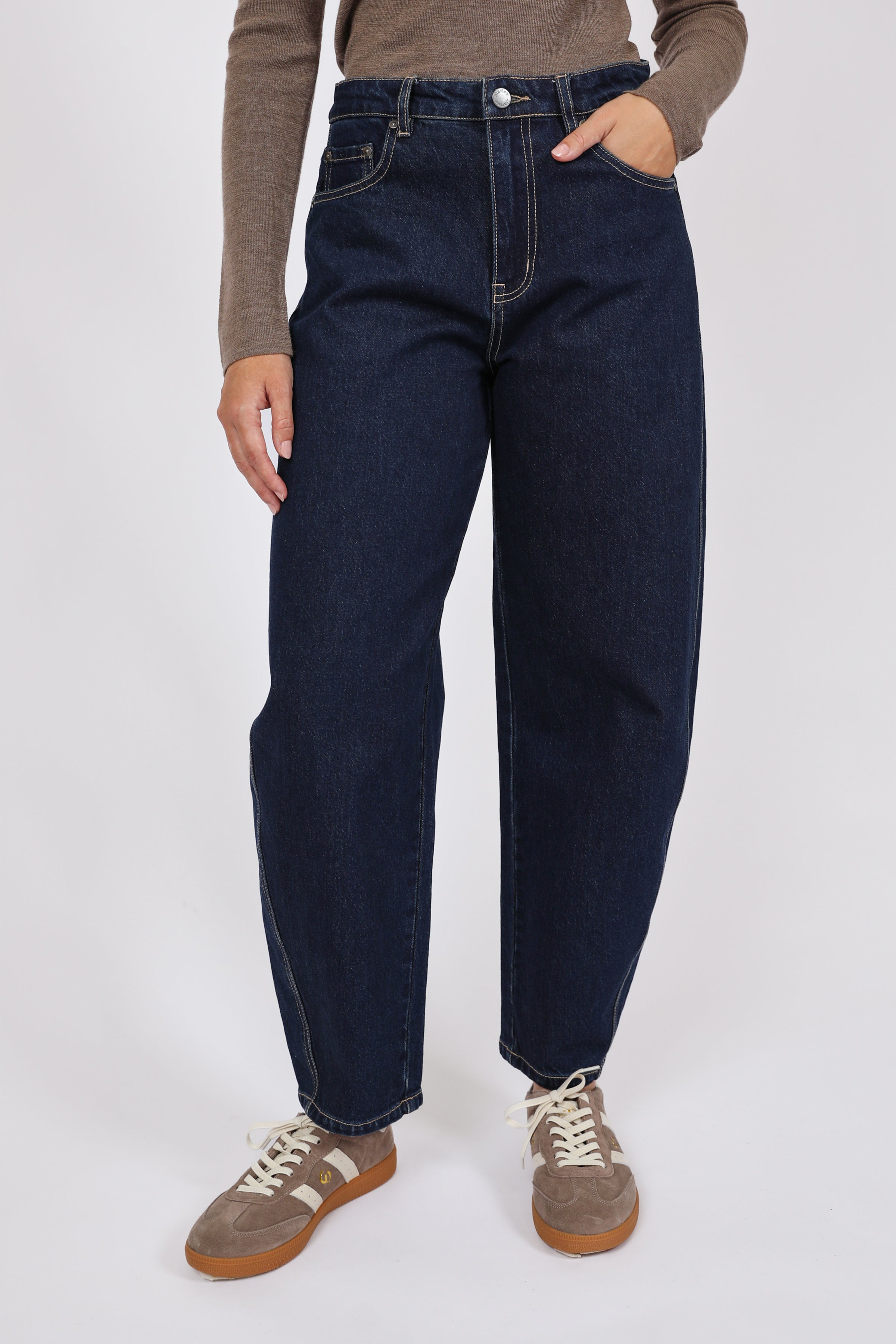 Marlow Curve Barrel Jeans Midnight Wash