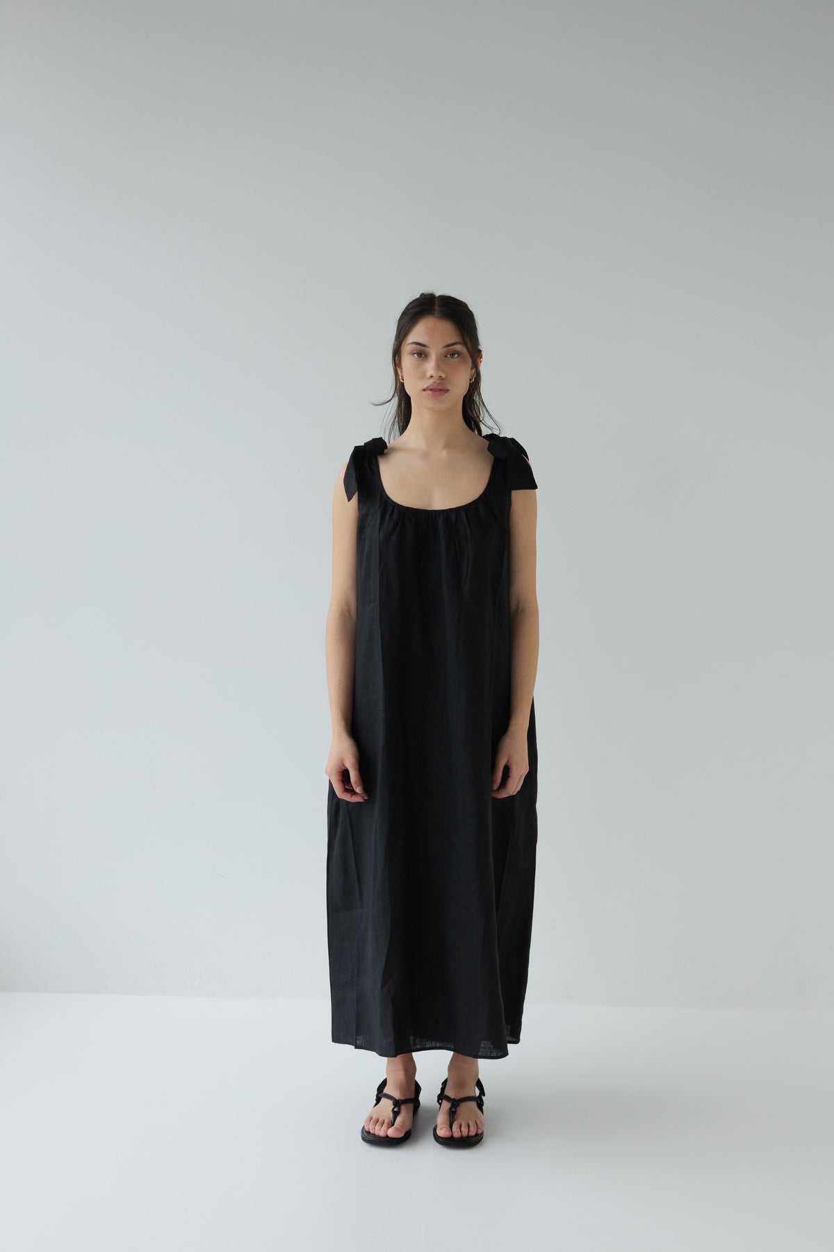 Sophie Bows Linen Dress Black